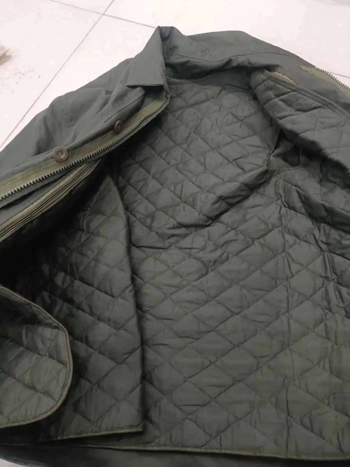 اورکت سبز|لباس|شوشتر, |دیوار