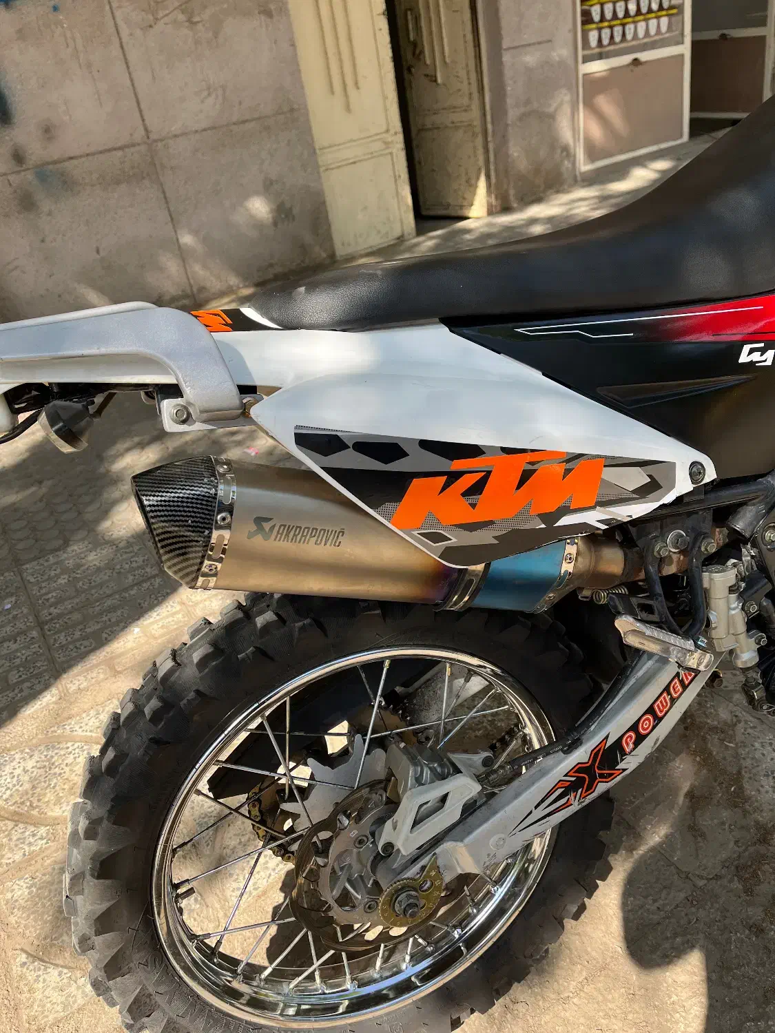 تریل بهرو۲۰۰ (فلات)|موتورسیکلت|همدان, |دیوار