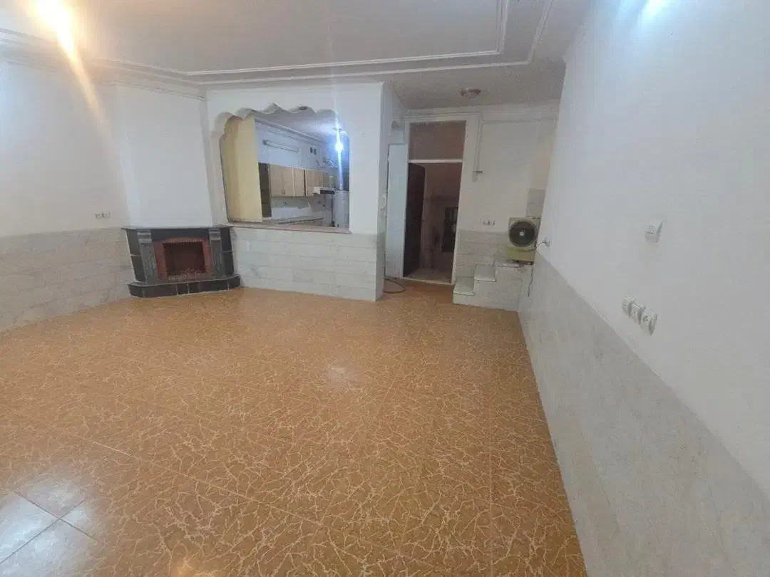 اجاره ویلایی طبقه بالا/بلوار فضیلت/دو خواب|اجارهٔ خانه و ویلا|یزد, |دیوار