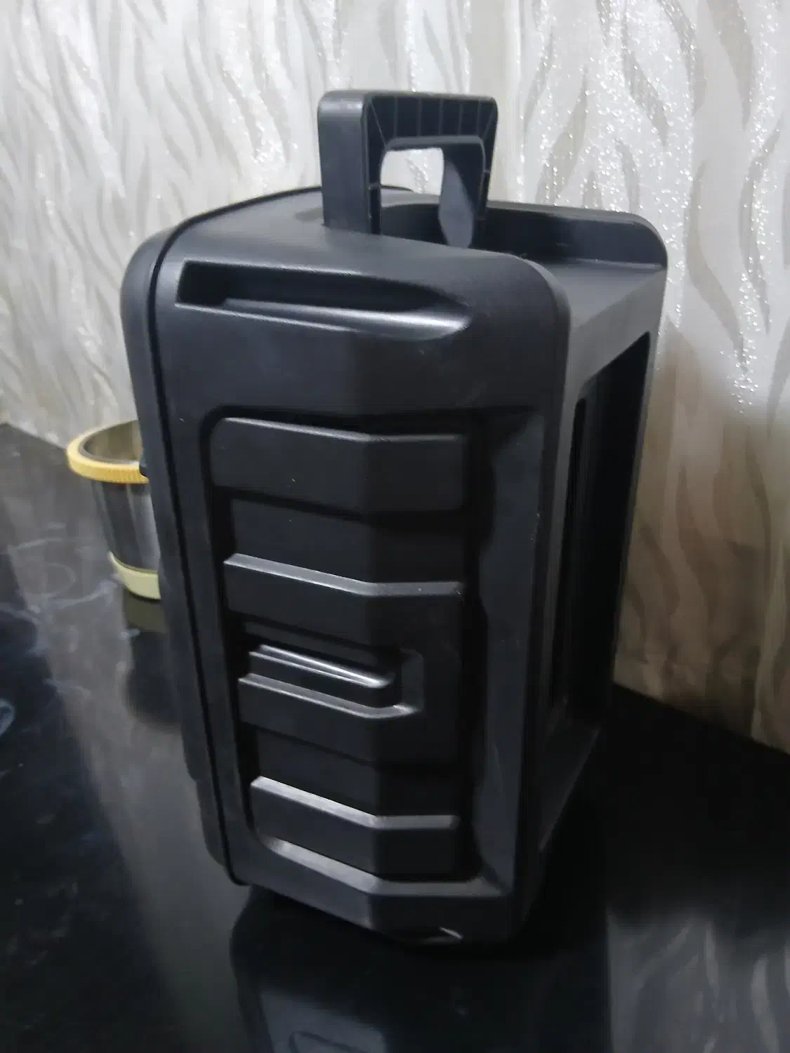 یکم پیش،|پخشکننده همراه|قدس, شهرقدس|دیوار