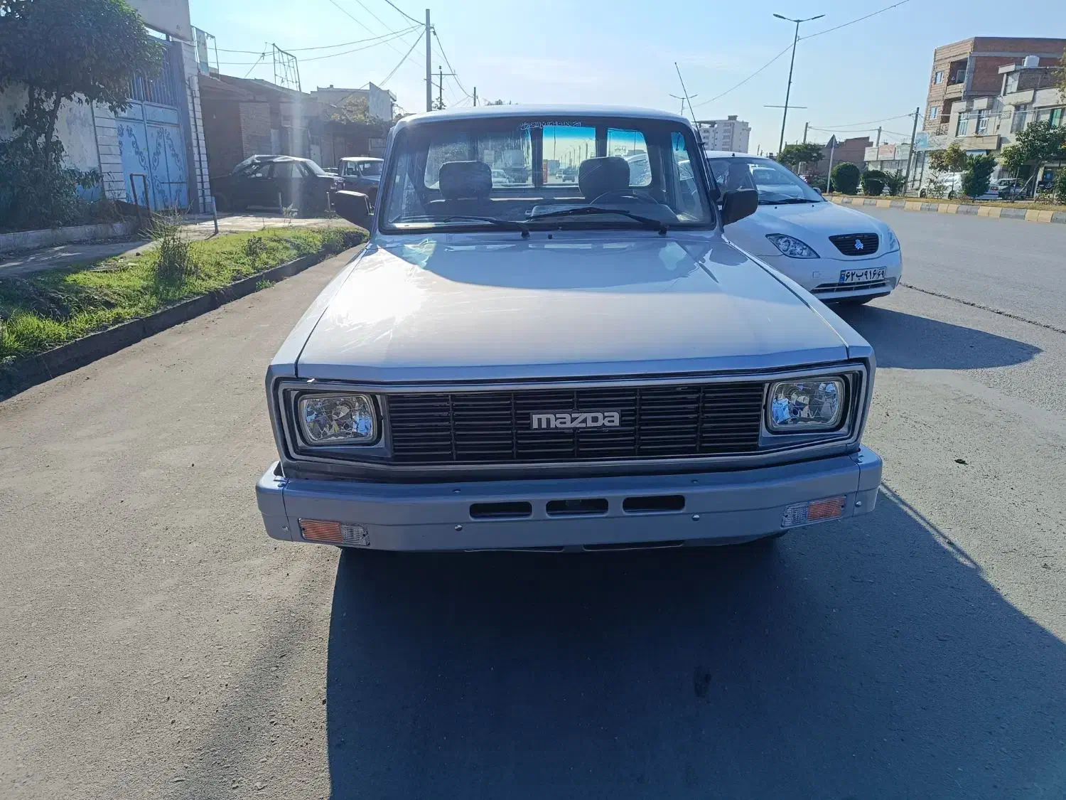 مزدا ۲۰۰۰مدل۹۱|خودرو سواری و وانت|آزادشهر, |دیوار