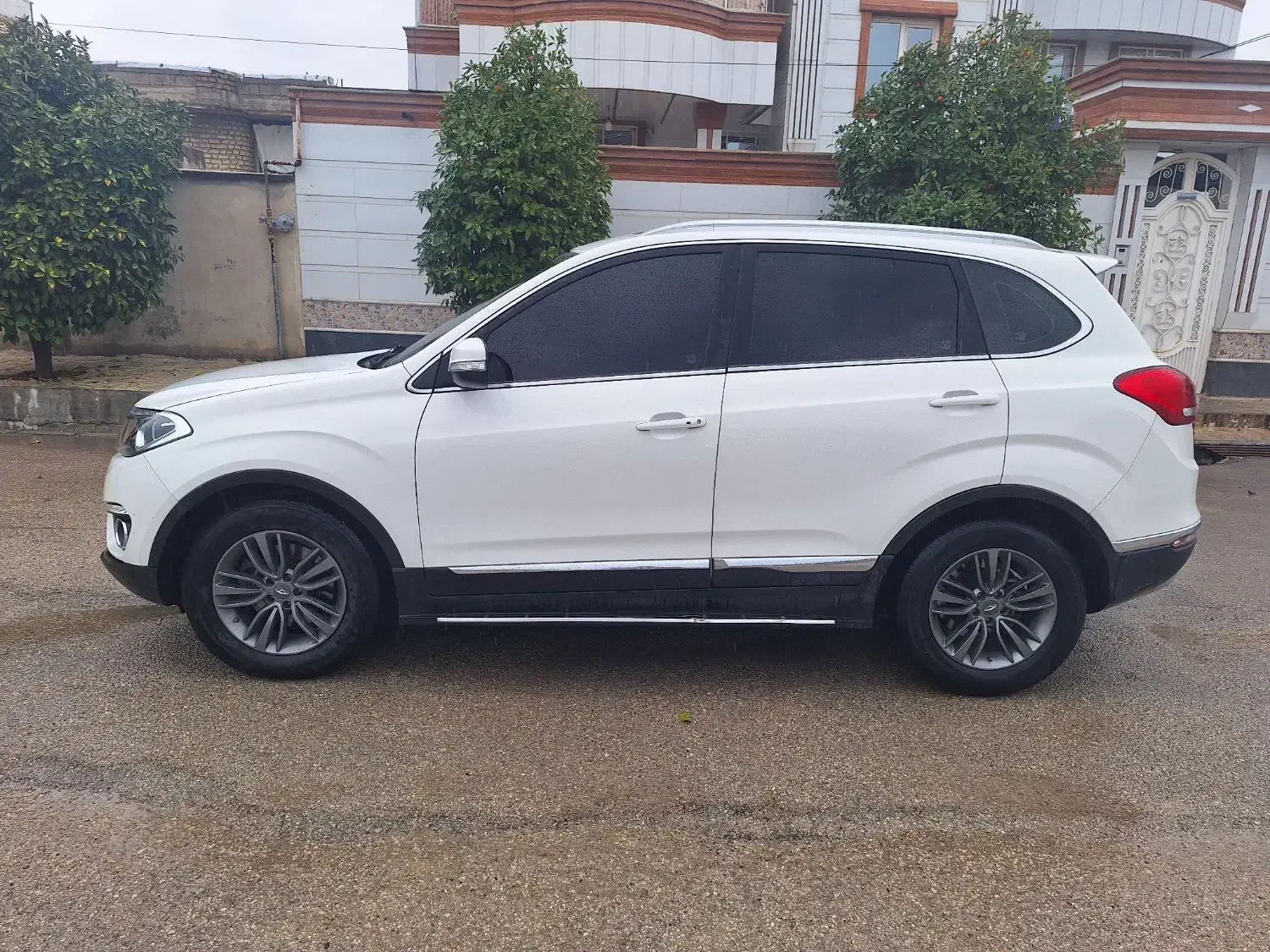 تیگو ۵سفید۹۶ بدون رنگ|خودرو سواری و وانت|نورآباد ممسنی, |دیوار