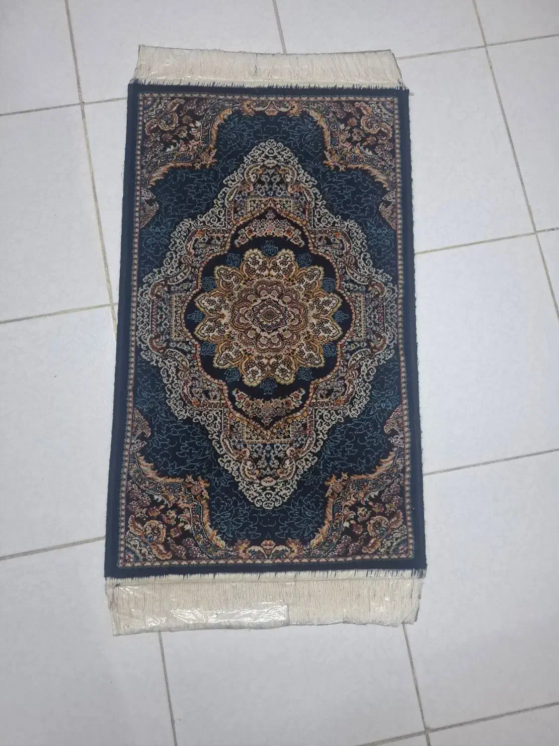 پادری|پادری|رشت, پیرسرا|دیوار