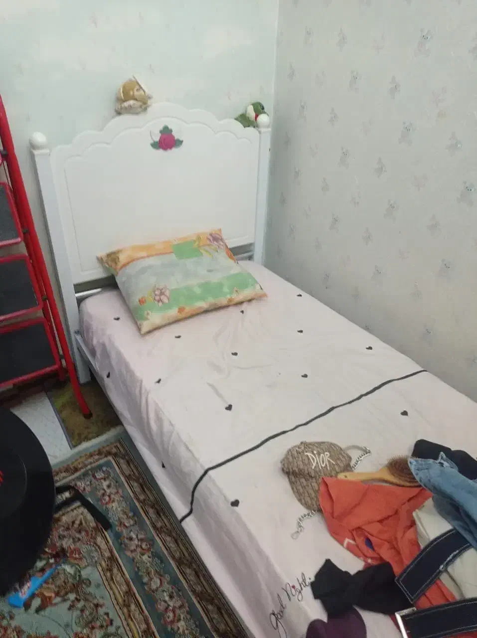 میز و تخت|تخت و سرویس خواب|تهران, تسلیحات|دیوار