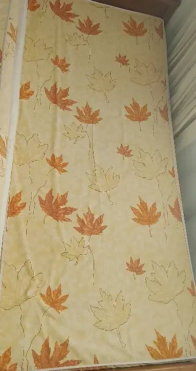 تشک تک نفره|تشک تختخواب|مشهد, هفت تیر (حافظ)|دیوار