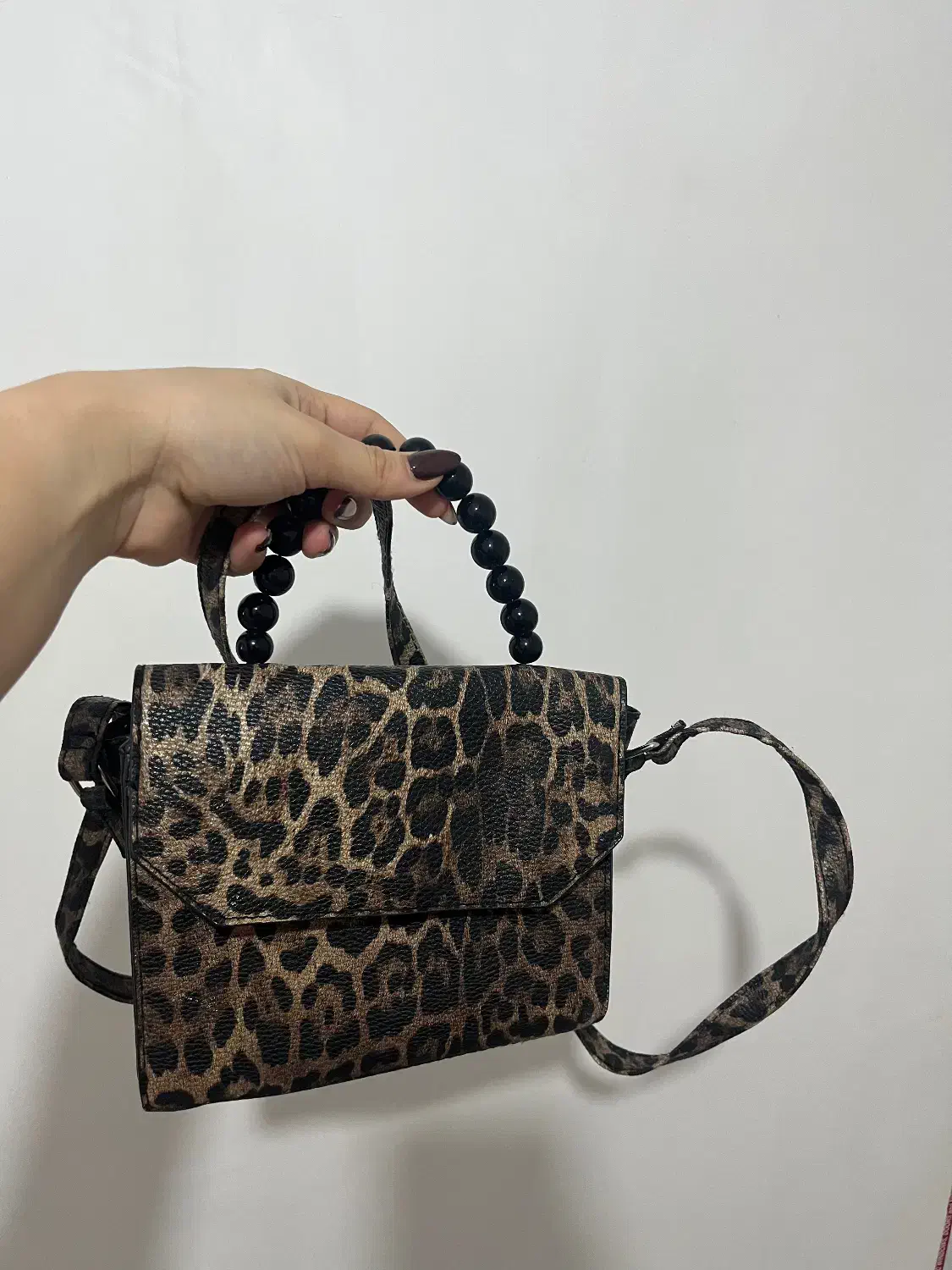 کیف طرح پلنگی|کیف، کفش، کمربند|رشت, گلسار|دیوار