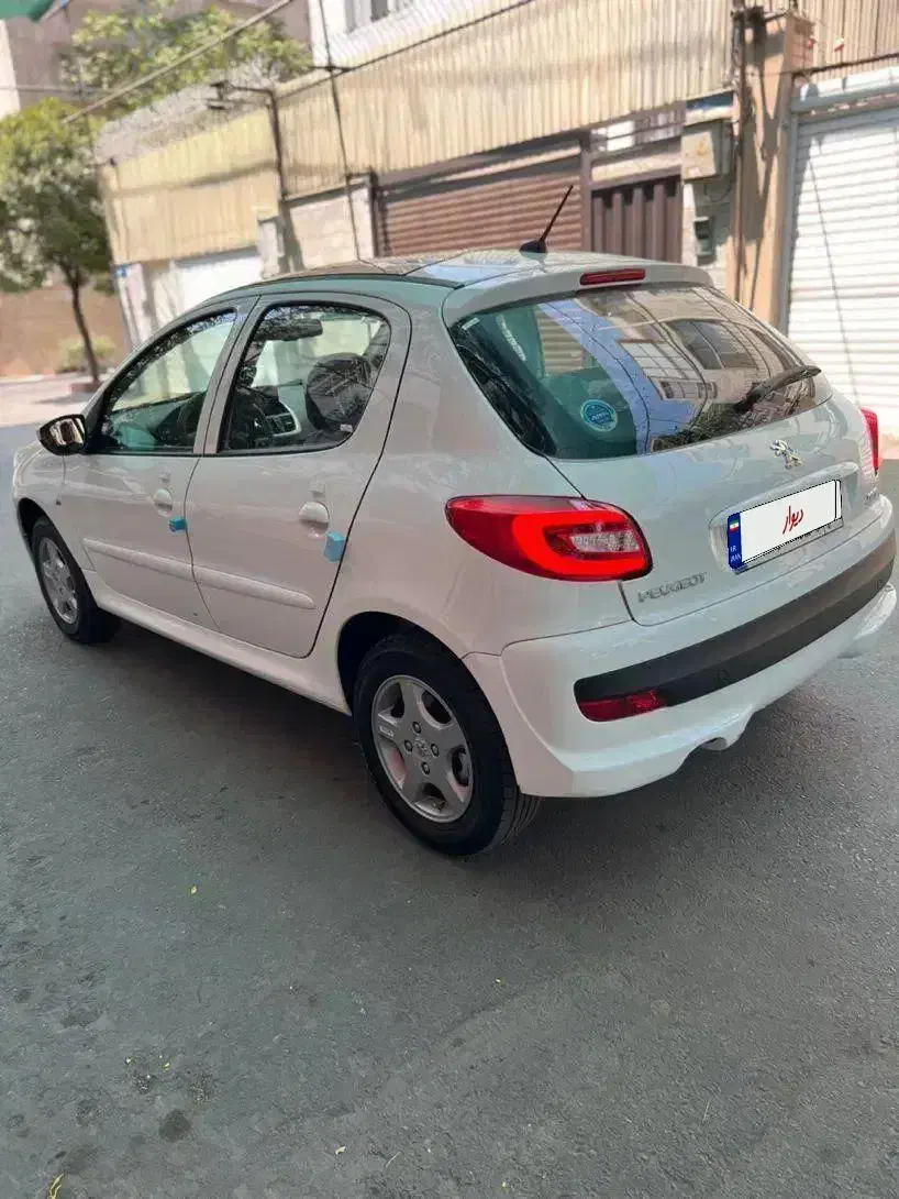 پژو ۲۰۷ پاناروما دنده فول ارتقا درحد صفر نقدواقساط|خودرو سواری و وانت|تهران, آهنگ|دیوار