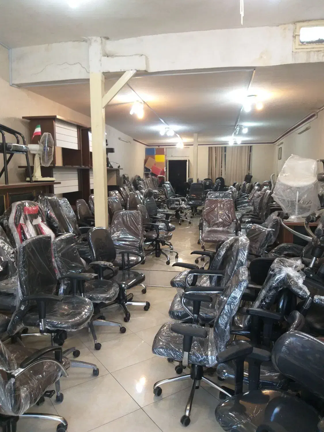 ۵۰۰ صندلی برند اصل نلپیر لیو|دفتر کار|مشهد, یاس|دیوار