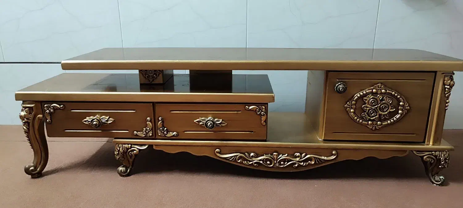 میز و بوفه کارکرده|مبلمان خانگی و میز عسلی|استهبان, |دیوار