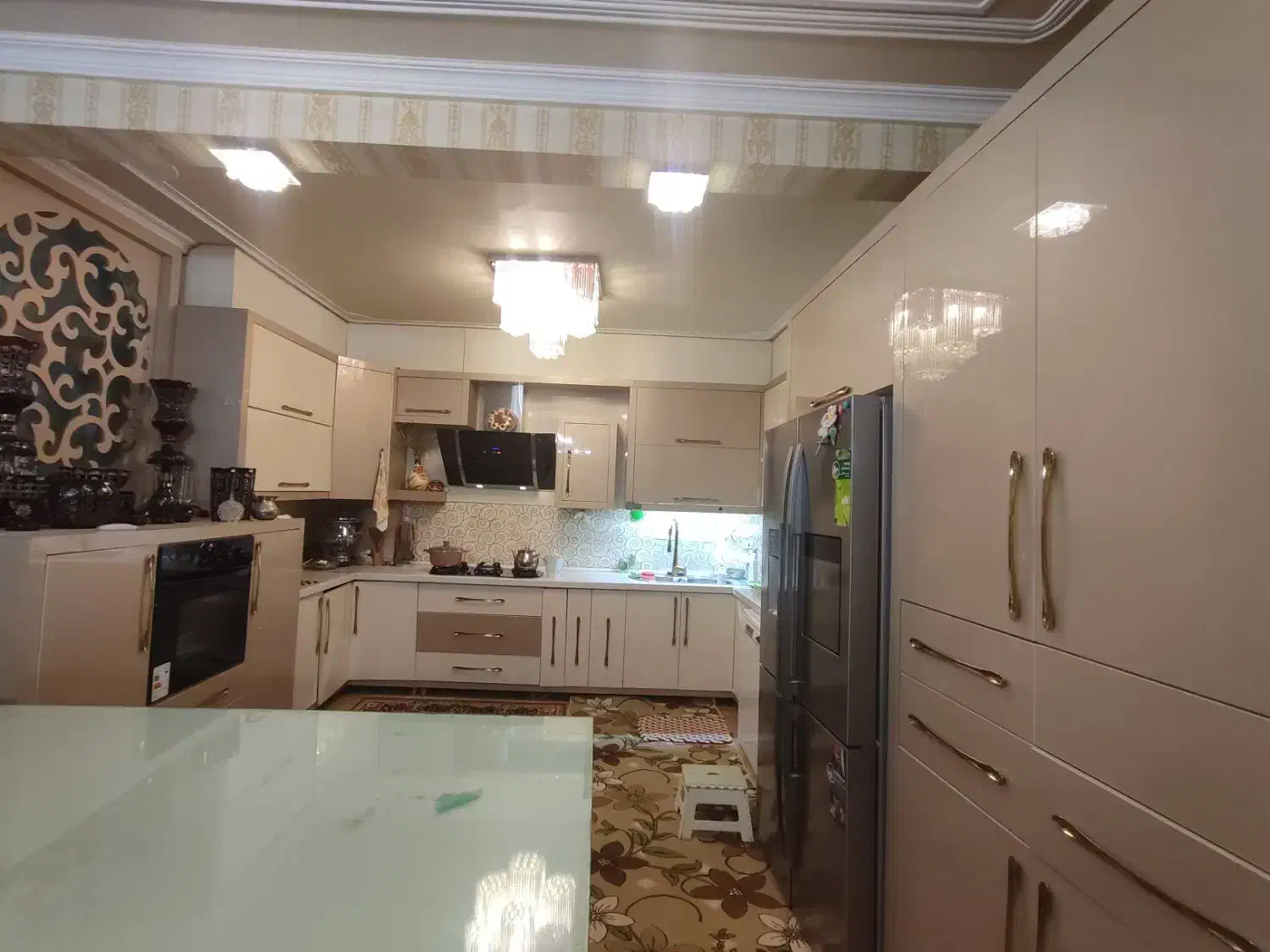 حیاط شمالی سه طبقه یاغچیان|فروش خانه و ویلا|تبریز, |دیوار