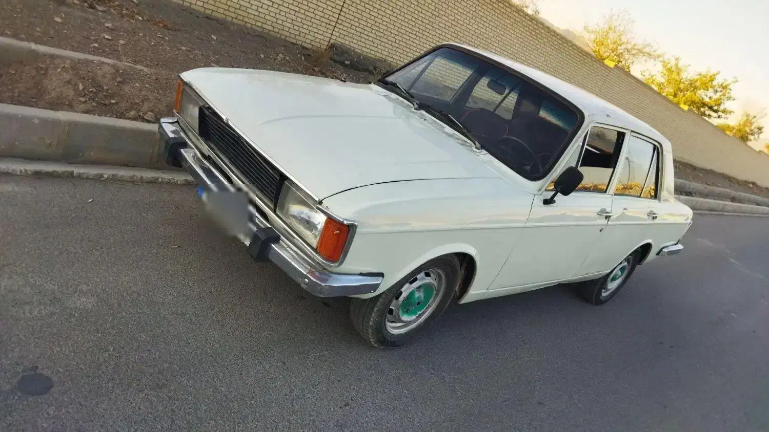 پیکان|خودرو سواری و وانت|اصفهان, رکن الدوله شرقی|دیوار