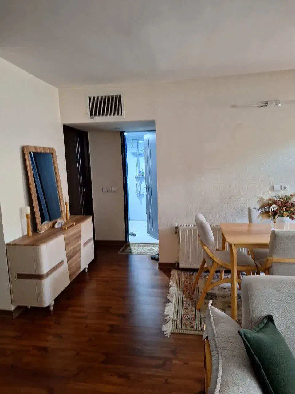 *بهترین لوکیشن*فرعی اول رازی به نظامی|فروش آپارتمان|شاهین‌شهر, نظامی|دیوار