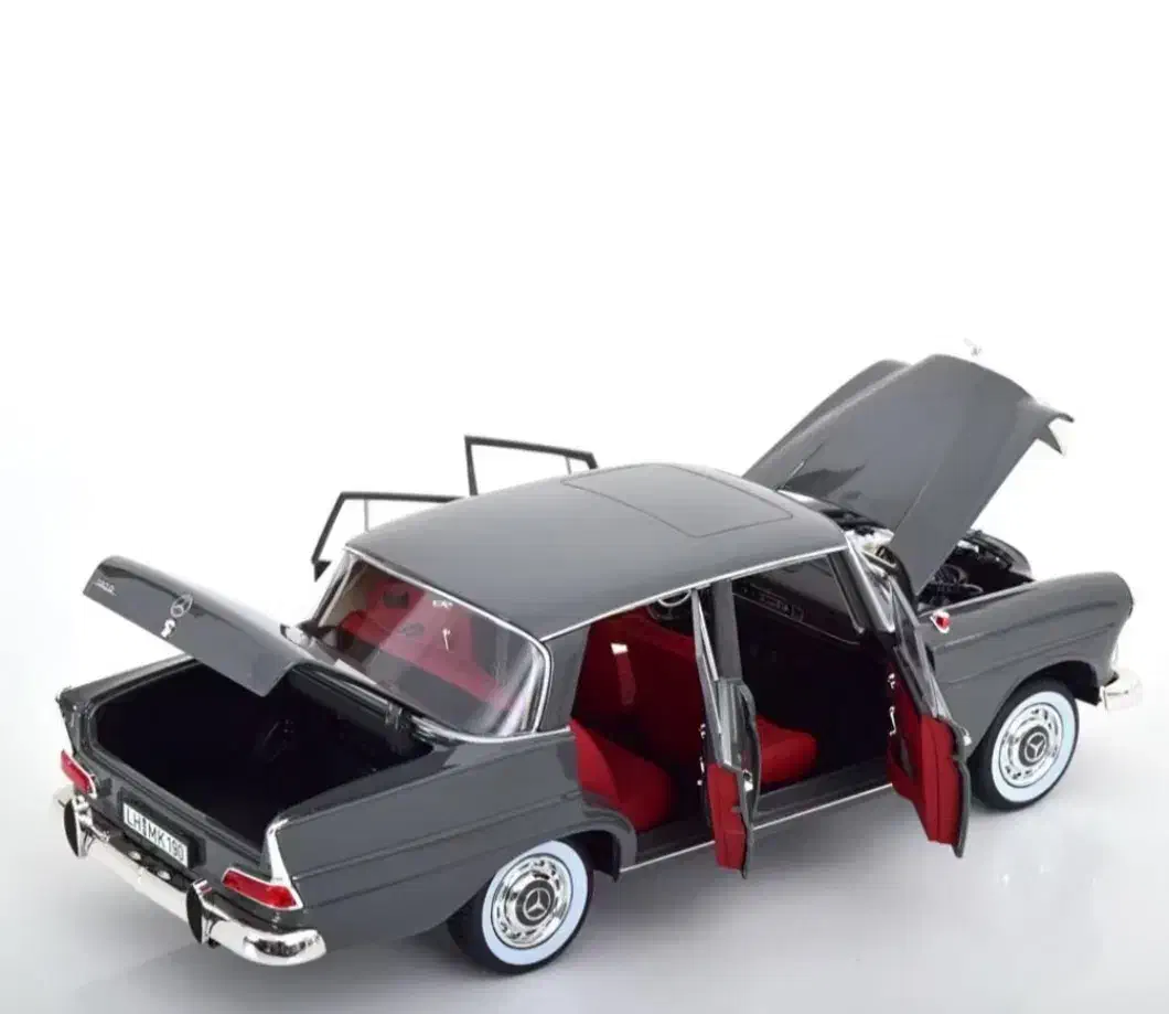 ماکت بنز 190D - W110 نورو ۱۹۶۴ Limited|کلکسیون و سرگرمی|تهران, شیخ هادی|دیوار
