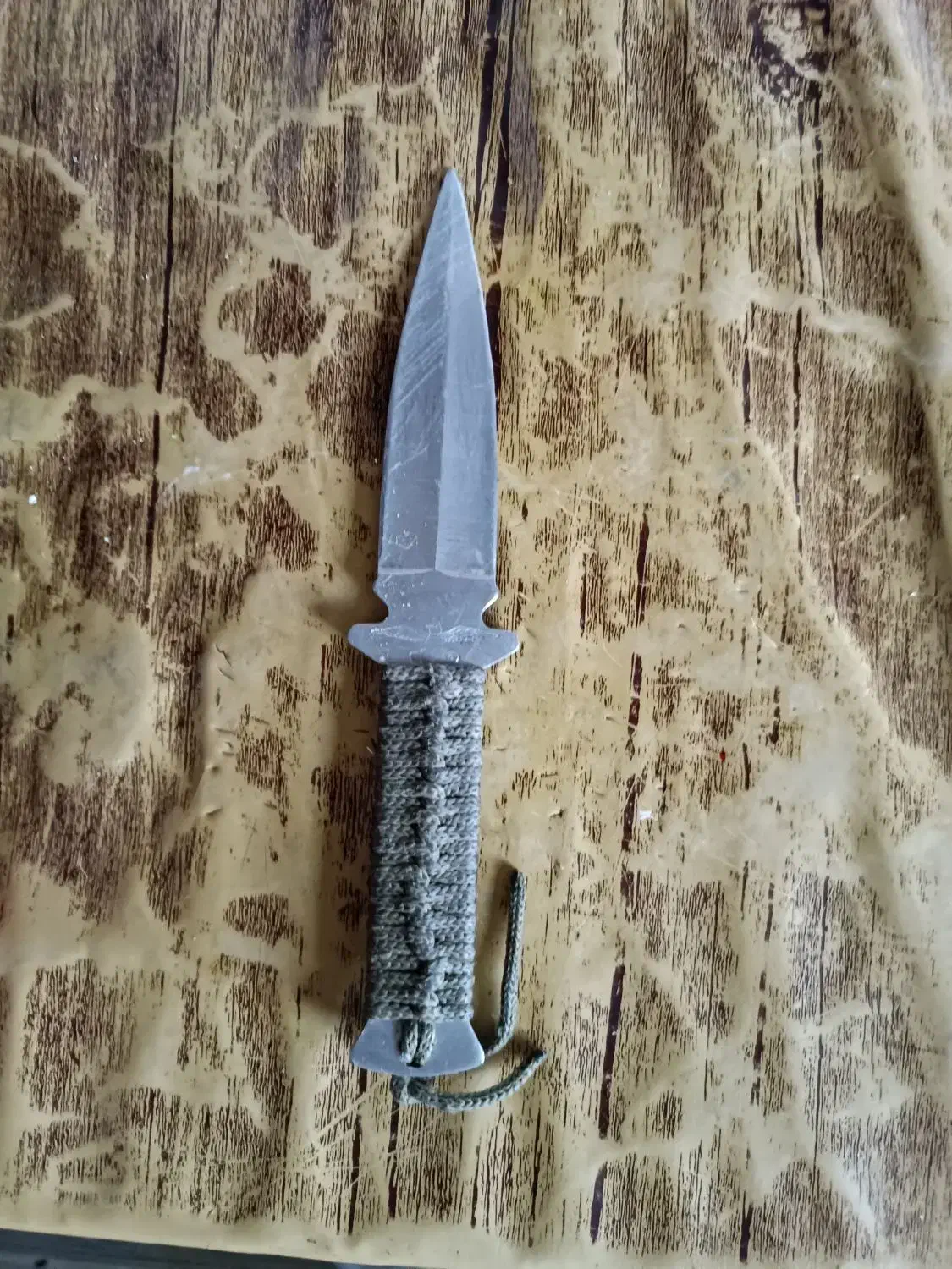 چاقو|کلکسیون اشیاء عتیقه|بجنورد, |دیوار