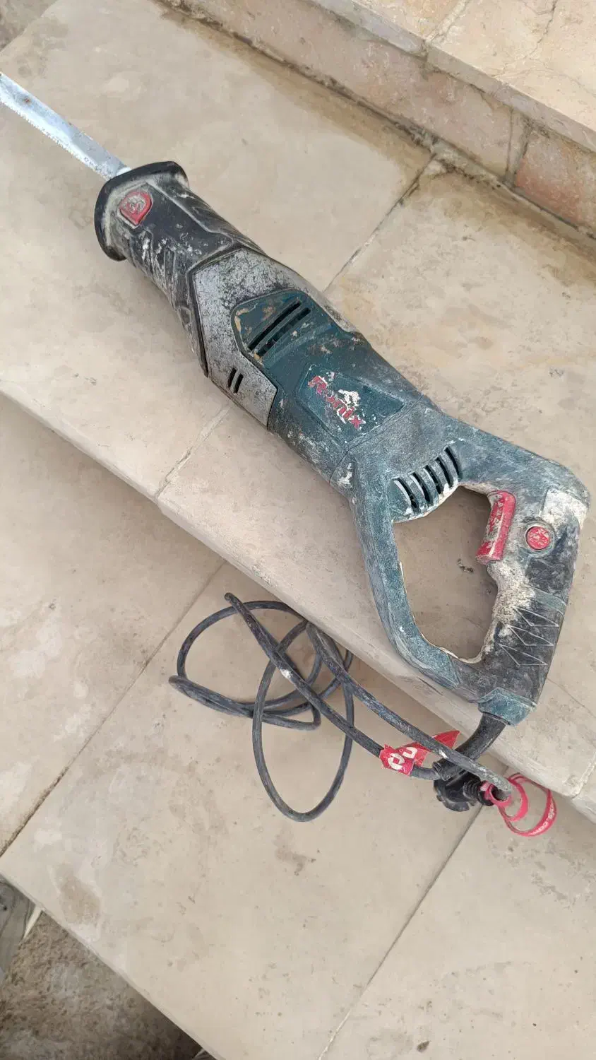 اره دستی|ابزارآلات|نمین, |دیوار