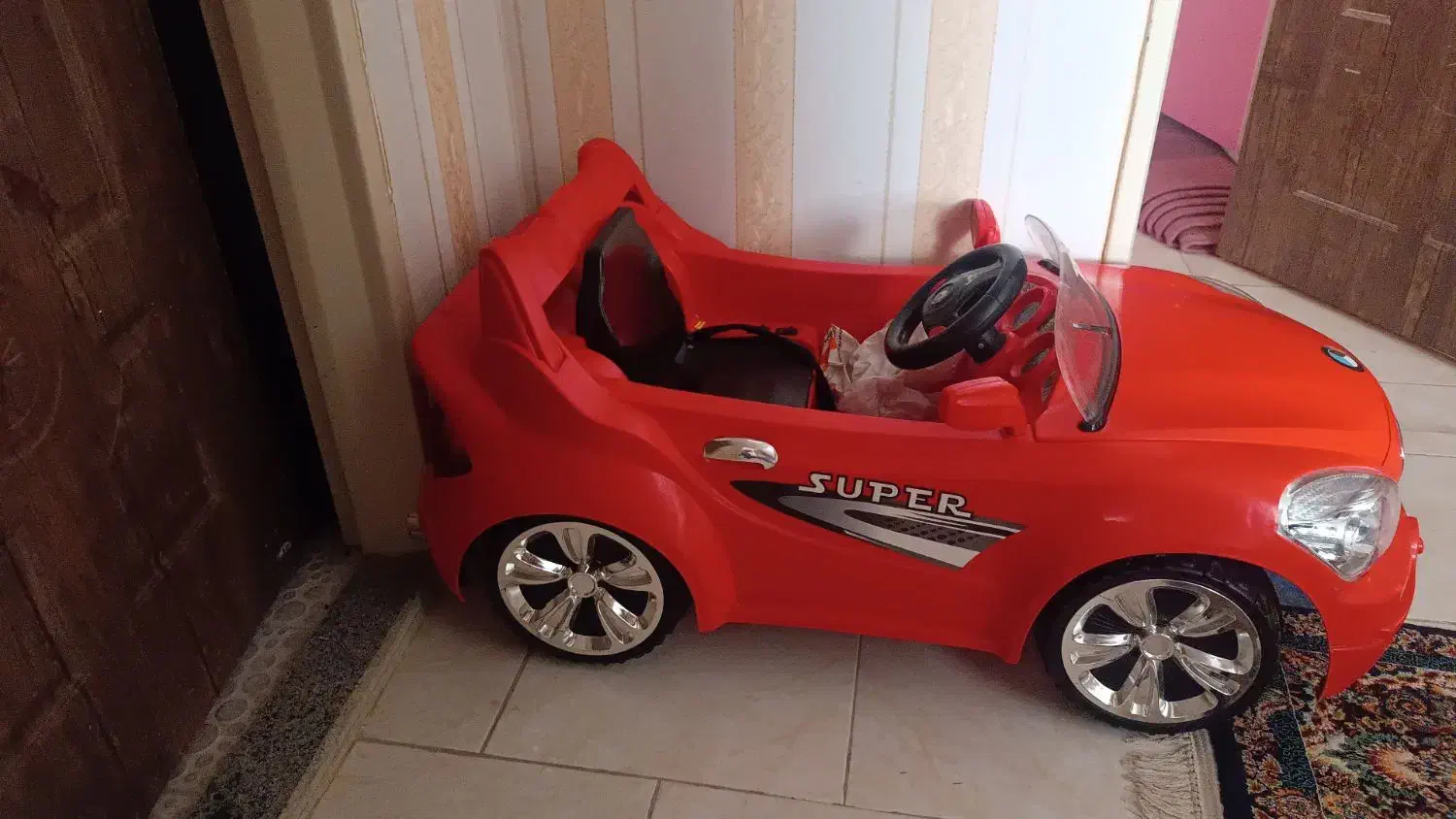 ماشین شارژی|اسباب‌بازی بچه|صدرا-فارس, فاز ۱|دیوار