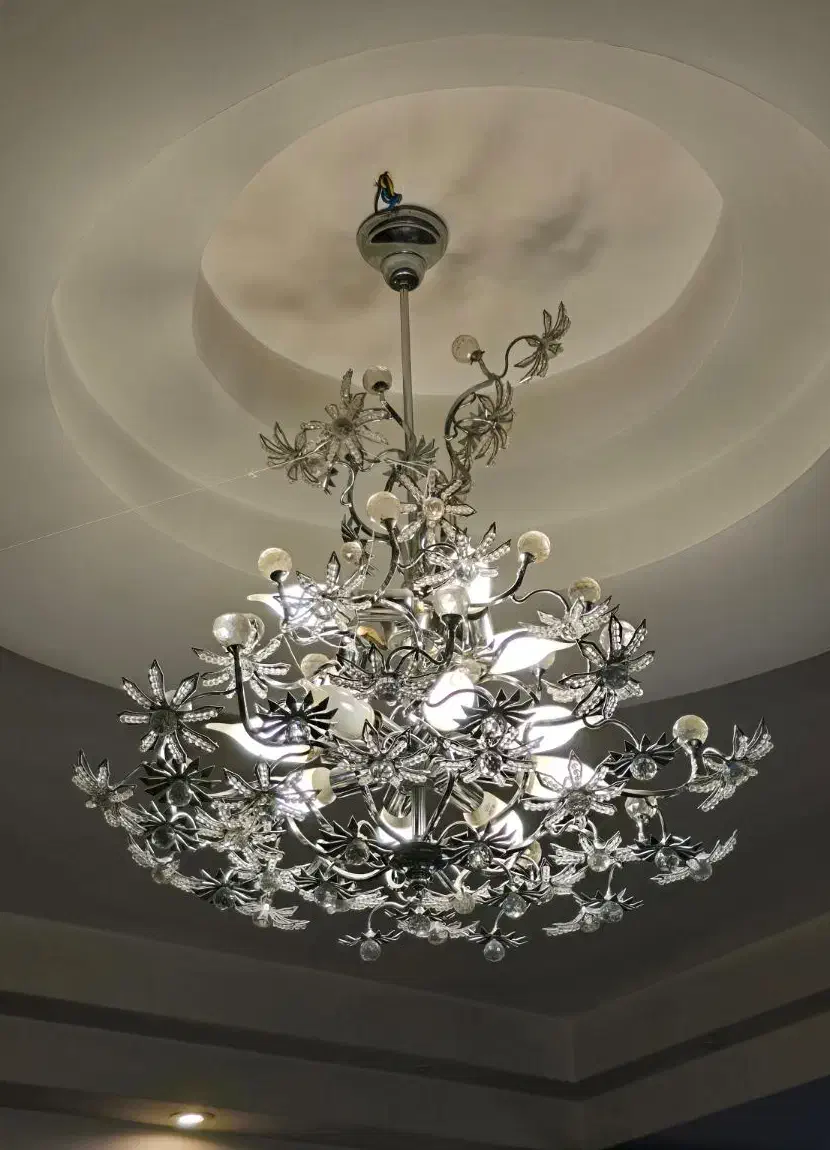 لوستر دو عدد باهم|لوستر و چراغ آویز|اردبیل, |دیوار