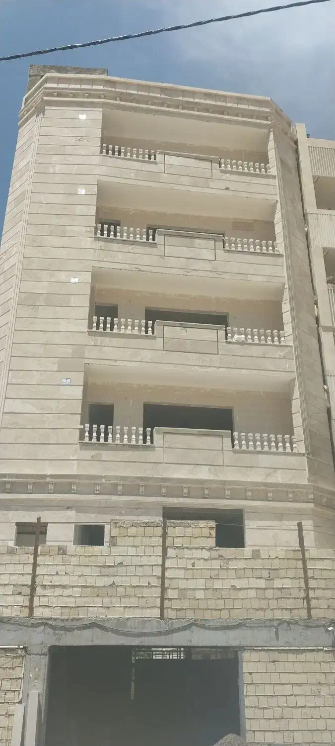 اپارتمان ۱۵۰متری تک واحدیی واقع در بر رجایی|فروش آپارتمان|خرم‌آباد, |دیوار