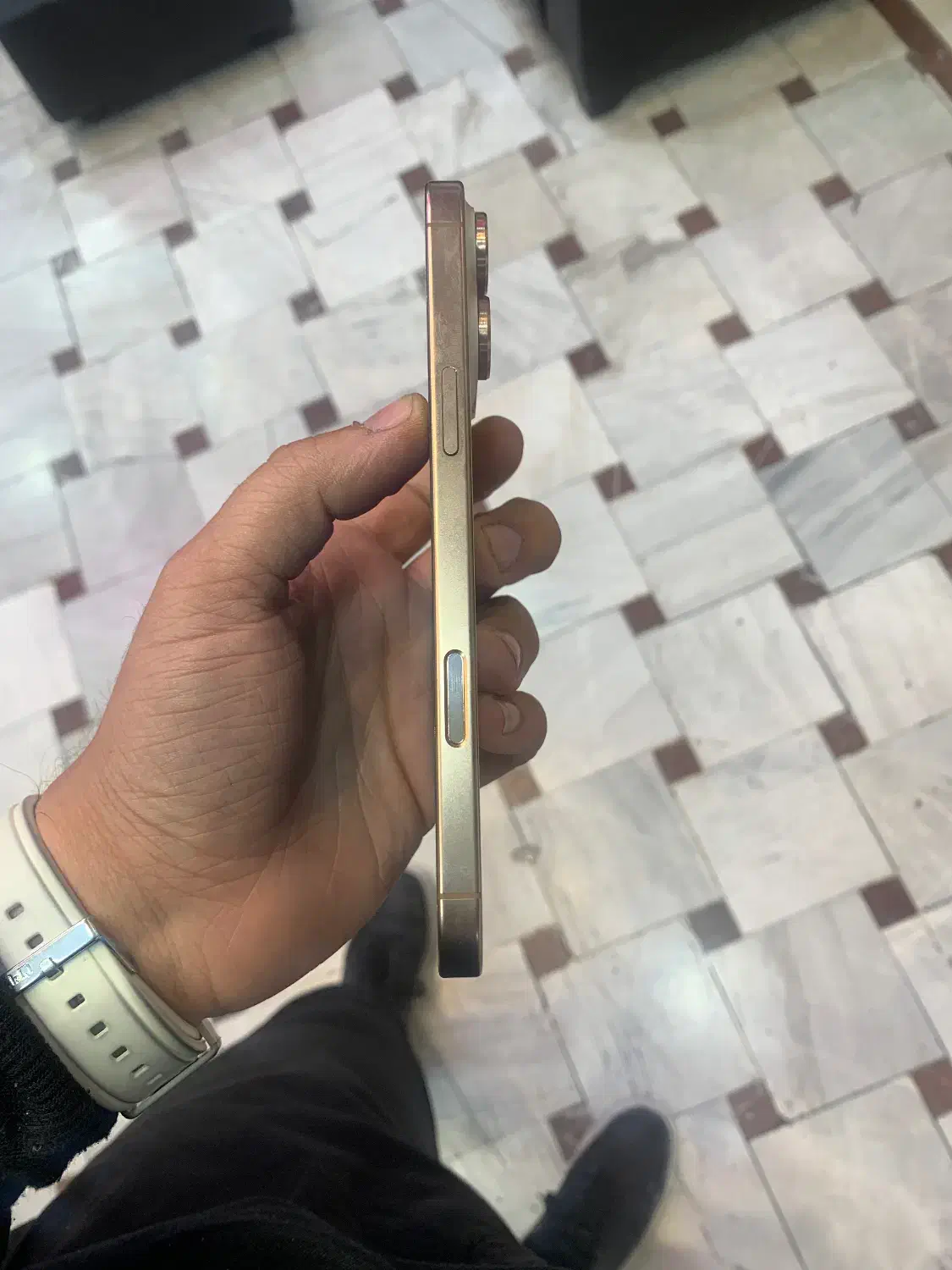 گوشی تمیز در حد اک ۲۵۶ گیگ z/aa|موبایل|مشهد, عنصری|دیوار