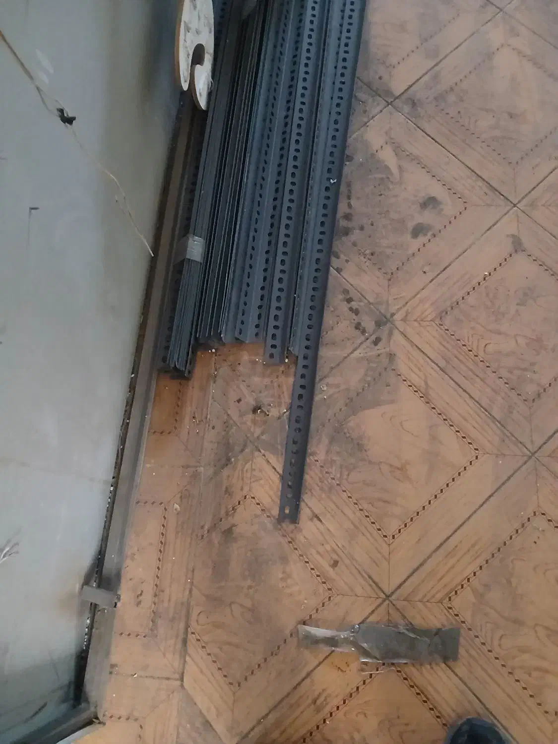 طبقه ۳۰ در ۹۵|کتابخانه، شلف، قفسه‌های دیواری|تبریز, |دیوار