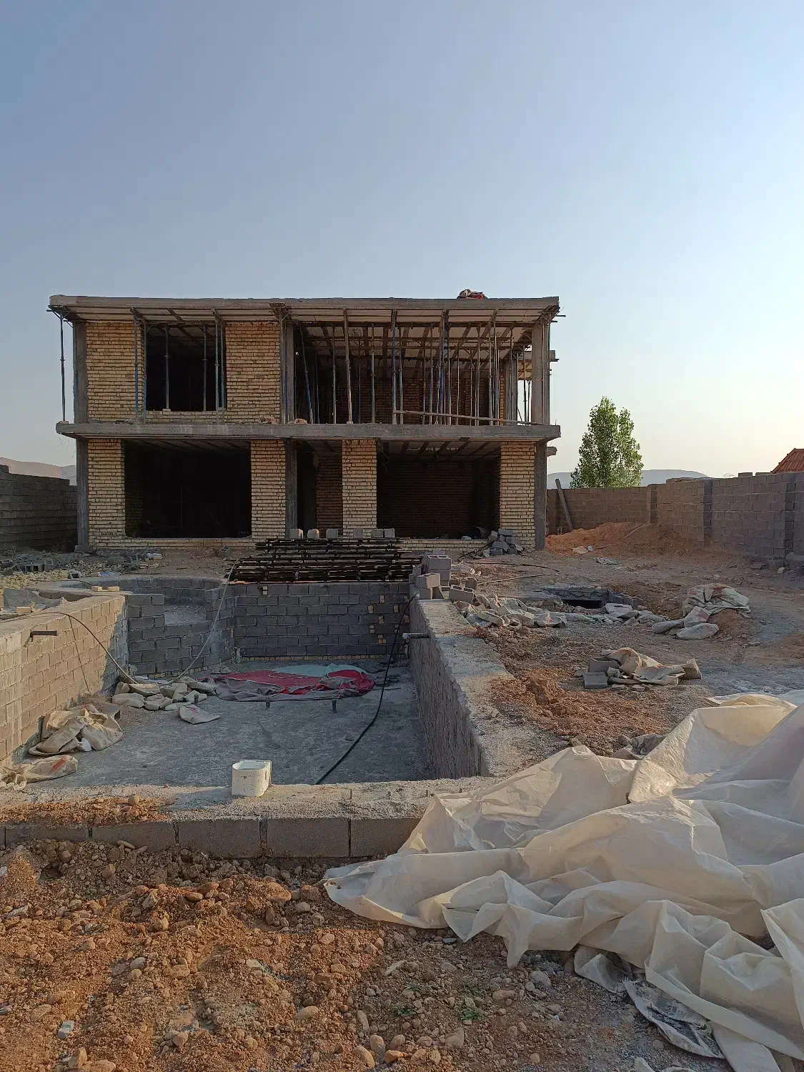 اجرای اسکلت ساختمان بنایی قلات کودیان دالین بیضا|خدمات پیشه و مهارت|شیراز, قلات|دیوار