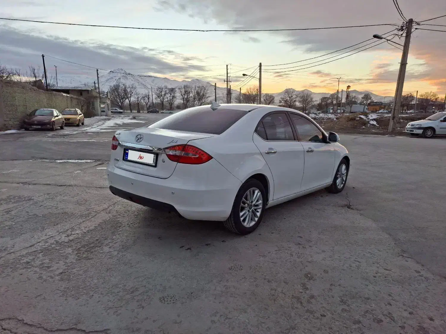 جک  j5|خودرو سواری و وانت|همدان, |دیوار