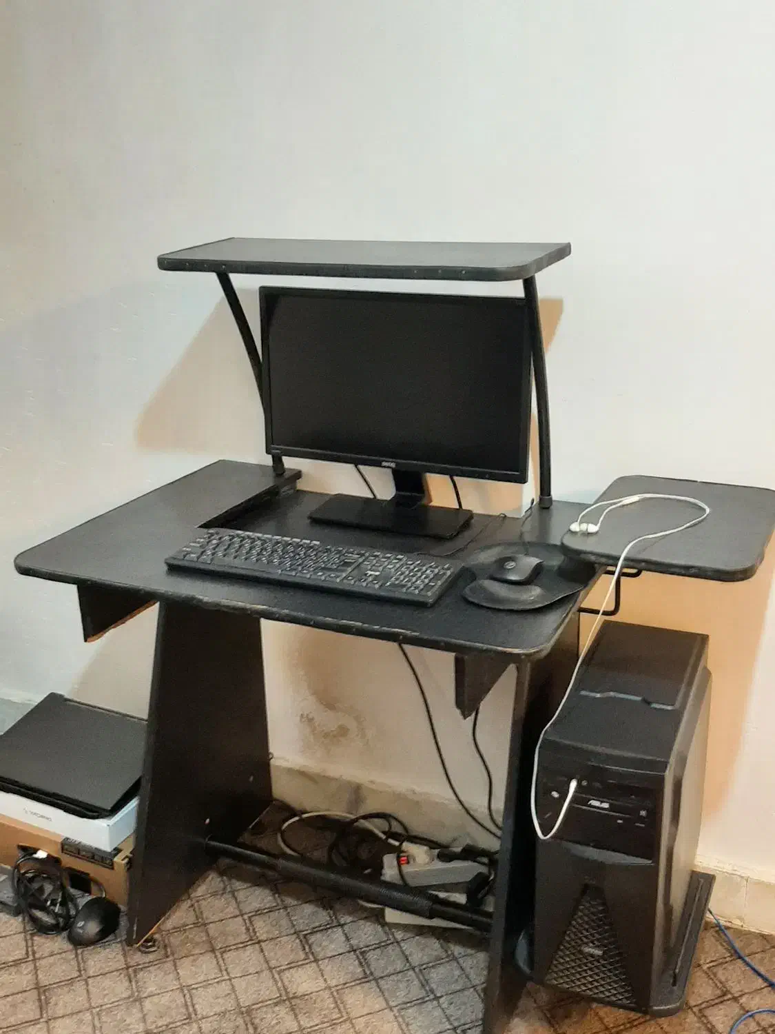 میز کامپیوتر|میز تحریر و کامپیوتر|رشت, دیلمان|دیوار