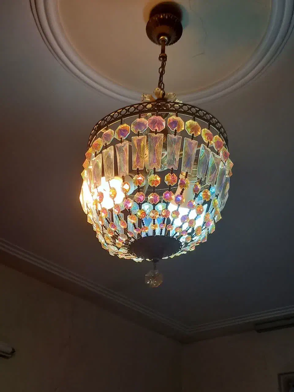 لوستر قدیمی کریستال اصل|لوستر و چراغ آویز|اراک, |دیوار