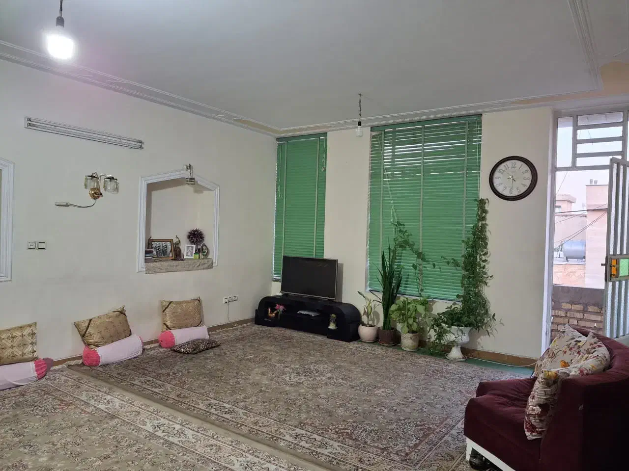 منزل اجاره ای درخیابان تندگویان|اجارهٔ خانه و ویلا|شیراز, تندگویان|دیوار