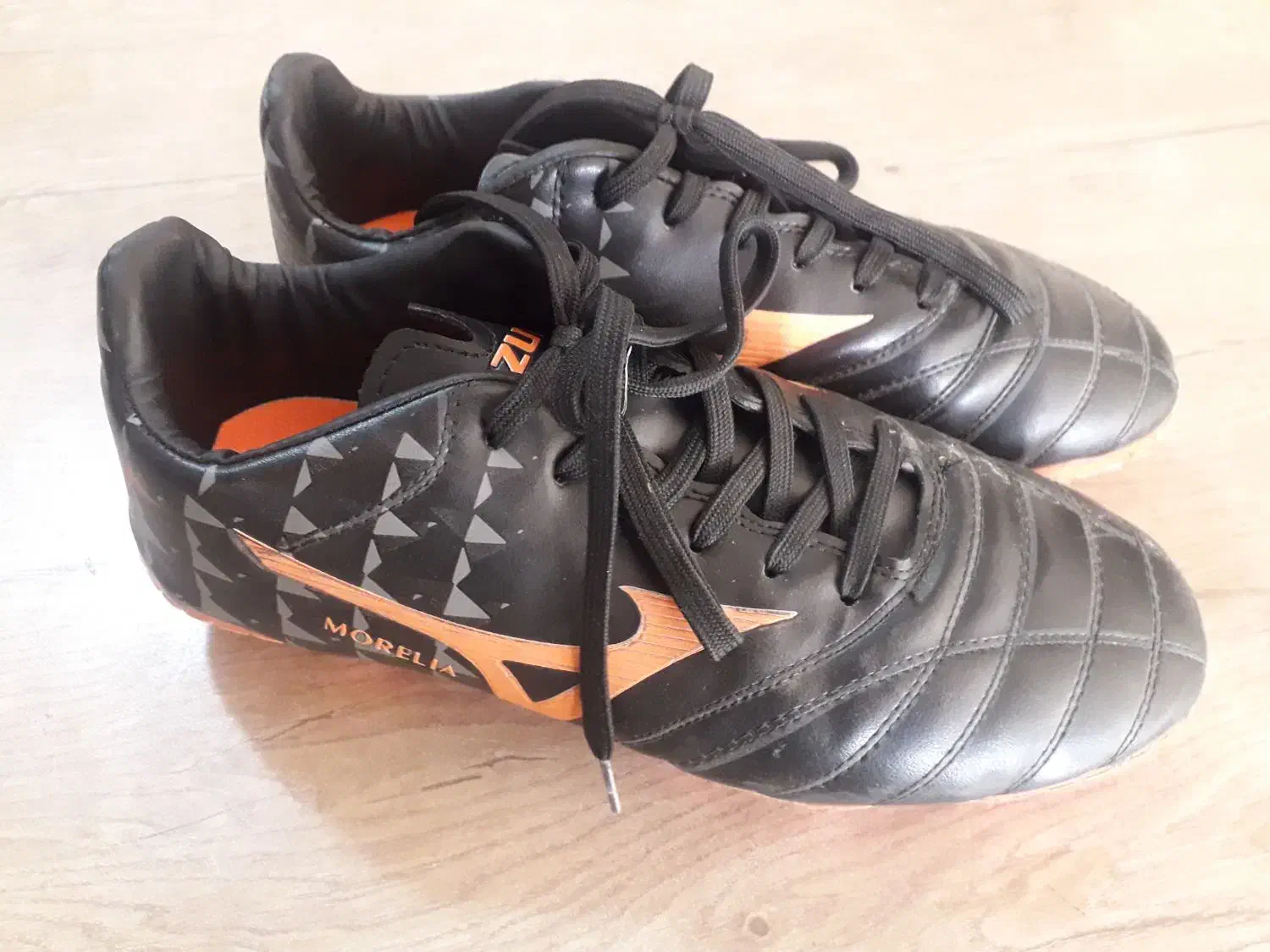 کفش فوتبال چمن سایز ۴۰|ورزش‌های توپی|اهر, |دیوار