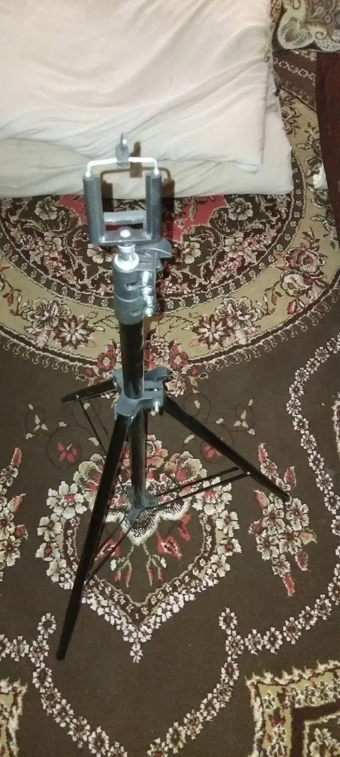 سه پایه گوشی و رینگی لایت|لوازم جانبی موبایل و تبلت|خمینی‌شهر, |دیوار