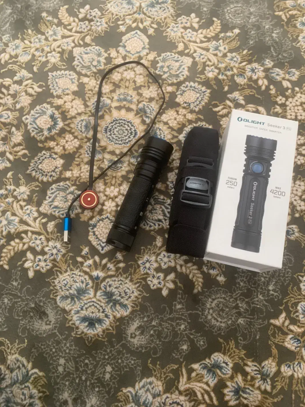 چراغ قوه olight seeker3 pro|کوهنوردی و کمپینگ|بانه, |دیوار