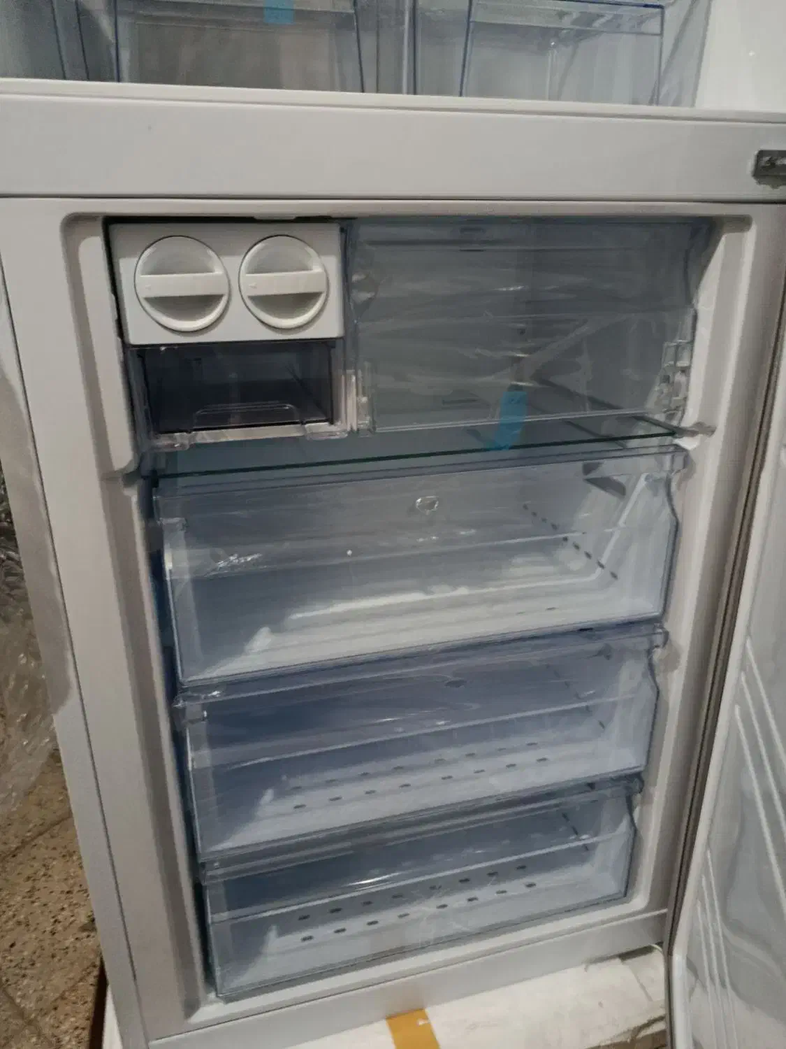 یخچال هوکو پلاس مدل 7025|یخچال و فریزر|نیشابور, مازول|دیوار