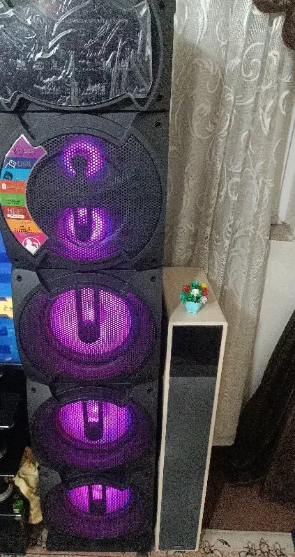 دو جفت اسپیکر کونکورد و دنای ویک و نیم متری نو|سیستم صوتی خانگی|ابهر, |دیوار