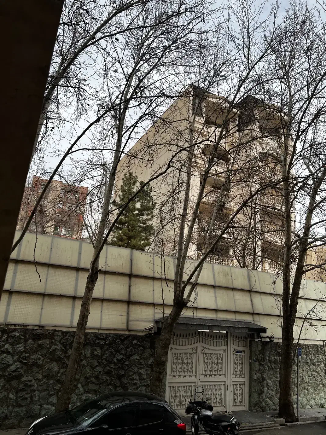 استخدام زوج جهت سرایداری|استخدام سرایداری و نظافت|تهران, حصار بوعلی|دیوار