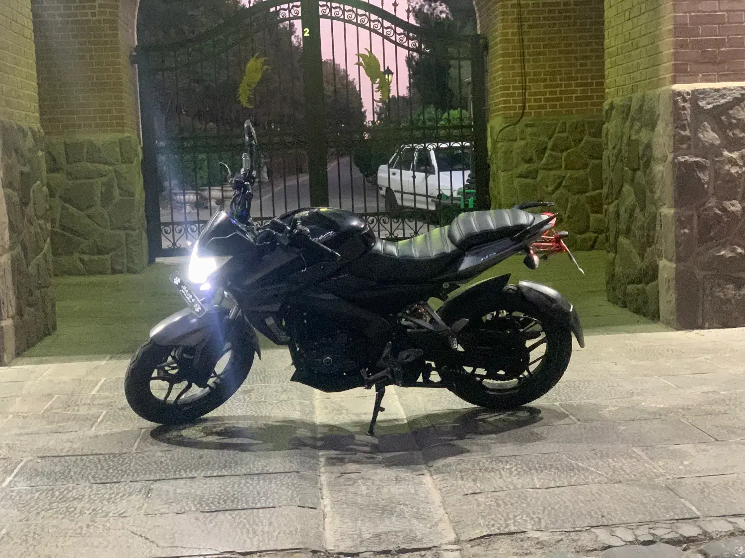 Ns200|موتورسیکلت|تهران, اوقاف|دیوار