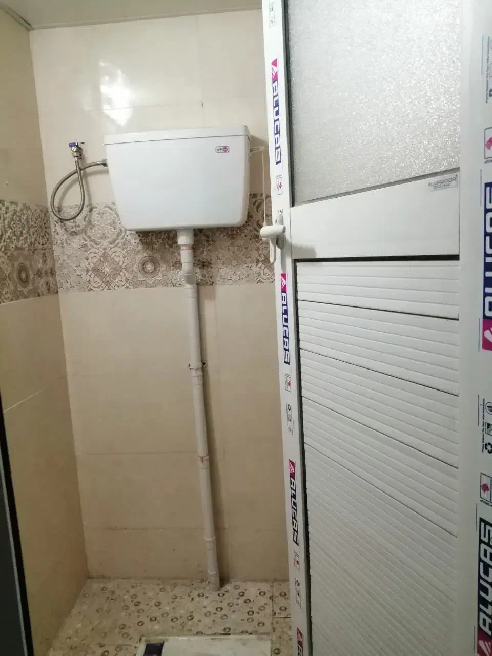 رهن و اجاره دو خواب سالن بزرگ|اجارهٔ آپارتمان|شیراز, کوشک میدان|دیوار