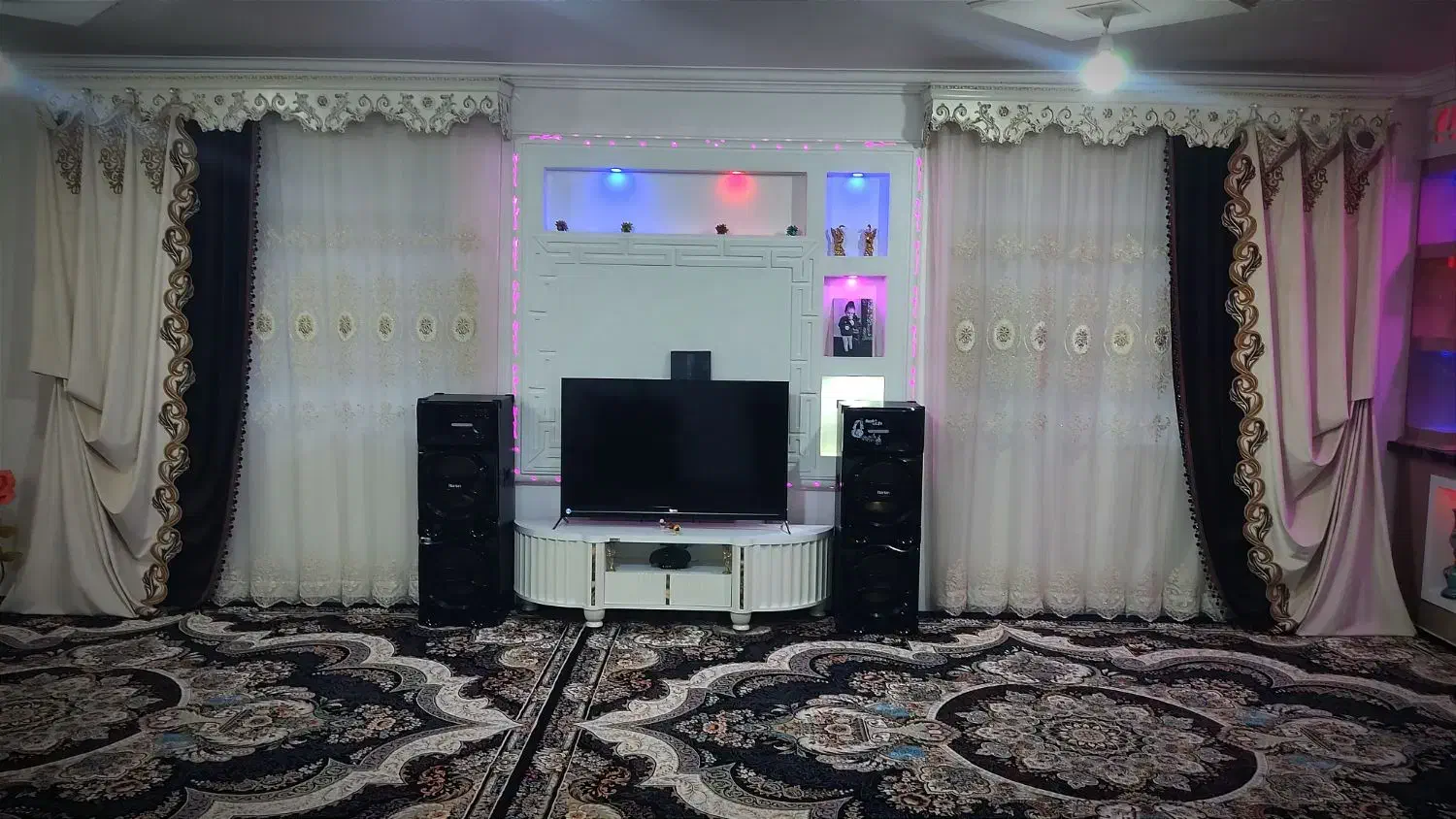 پرده|پرده، رانر، رومیزی|بستان آباد, |دیوار