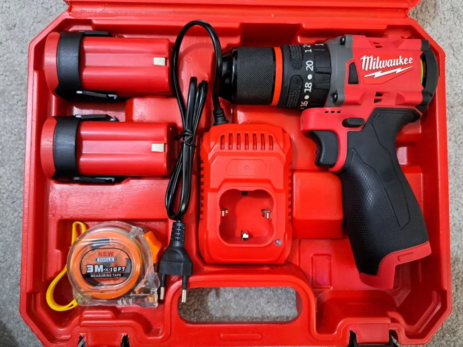 پیچ گوشتی شارژی میلواکی 24v چهار سلول براشلس|ابزارآلات|بندر گناوه, |دیوار