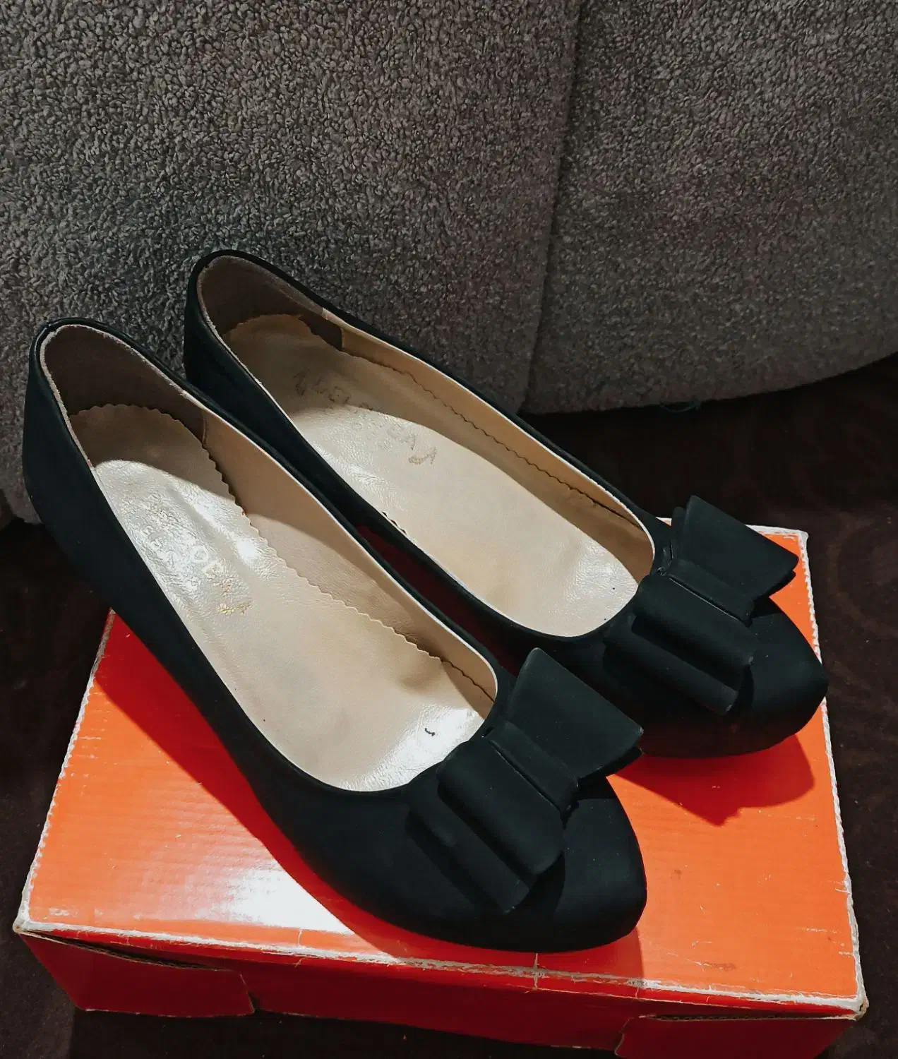 کفش مجلسی زنانه|کیف، کفش، کمربند|شهریار, حصار ساتی|دیوار