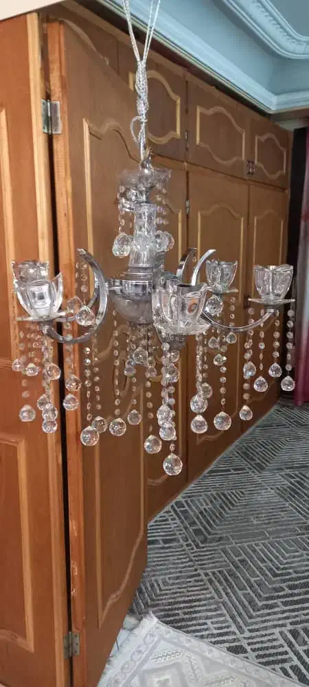 لوستر ۶شاخه برنجی|لوستر و چراغ آویز|قرچک, شهرک طلائیه|دیوار