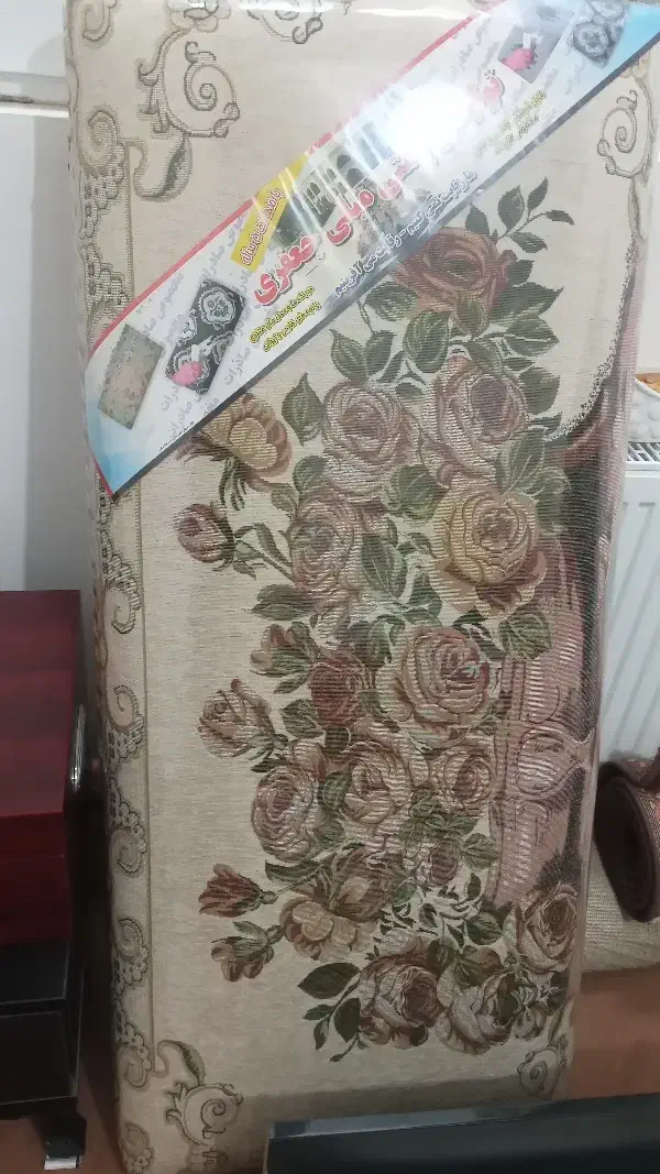 پشتی|رختخواب، بالش، پتو|سلماس, |دیوار