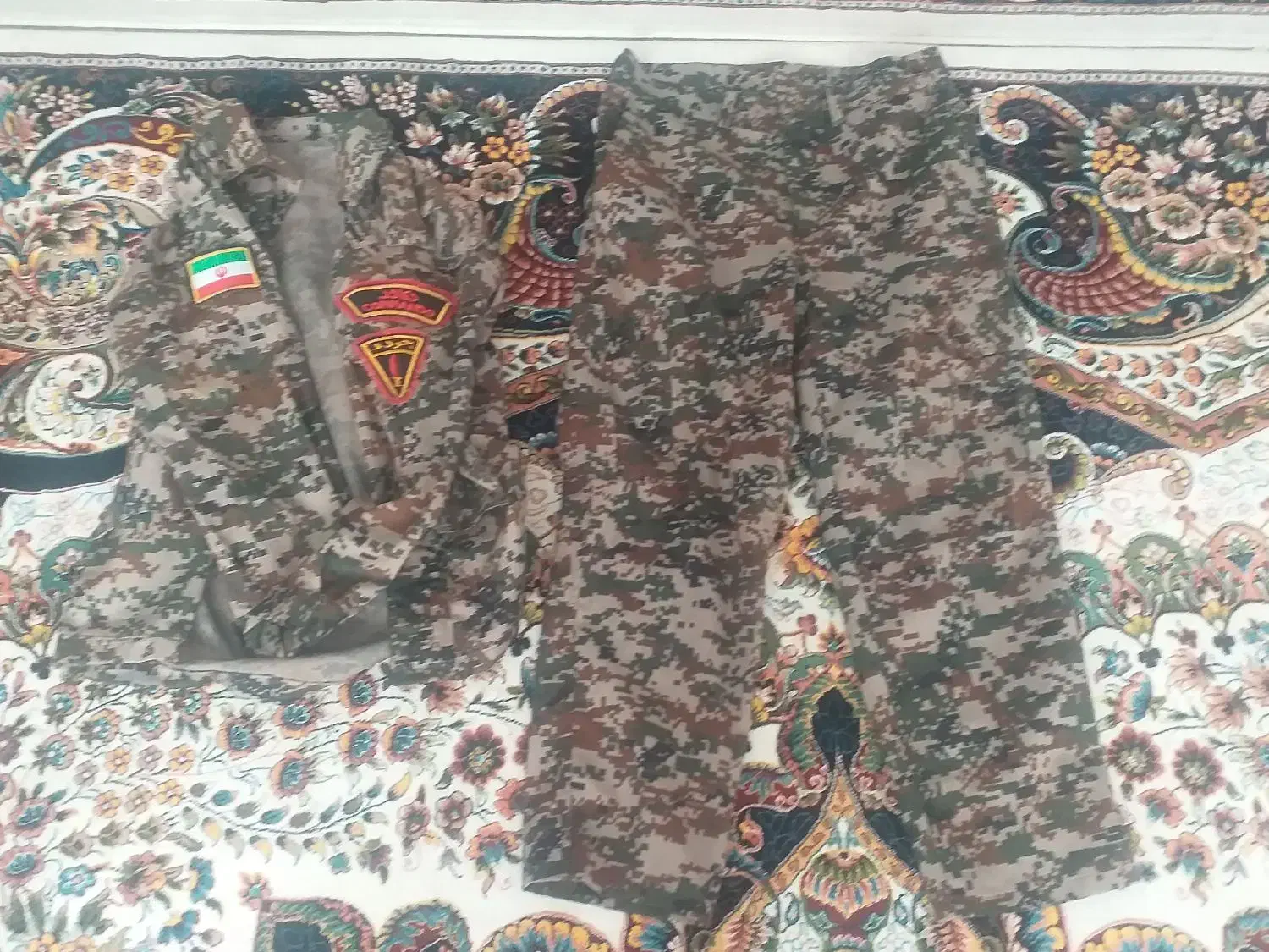 لباس بسیجی|لباس|یاسوج, |دیوار