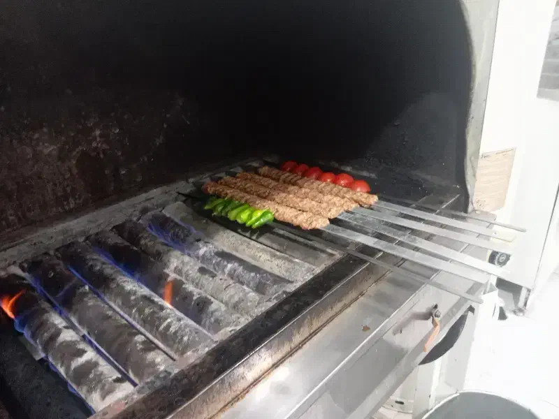 برگزاری مجالس در محل|خدمات پذیرایی، مراسم|بهار, |دیوار