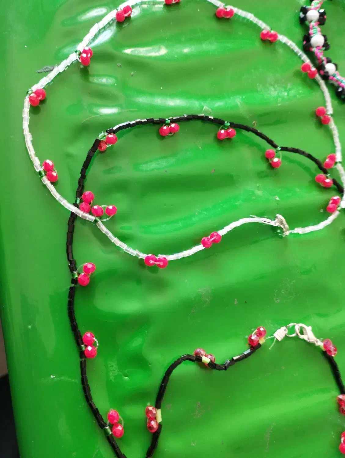 دستبند وگردنبندیلدایی|بدلیجات|دامغان, |دیوار