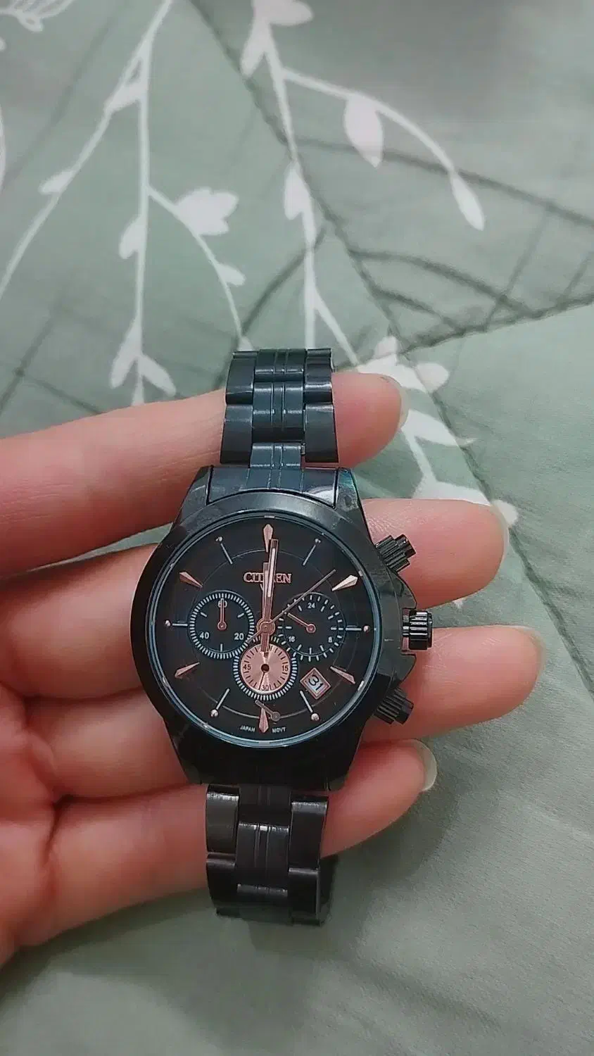 ساعت|ساعت|قم, هفت تیر|دیوار