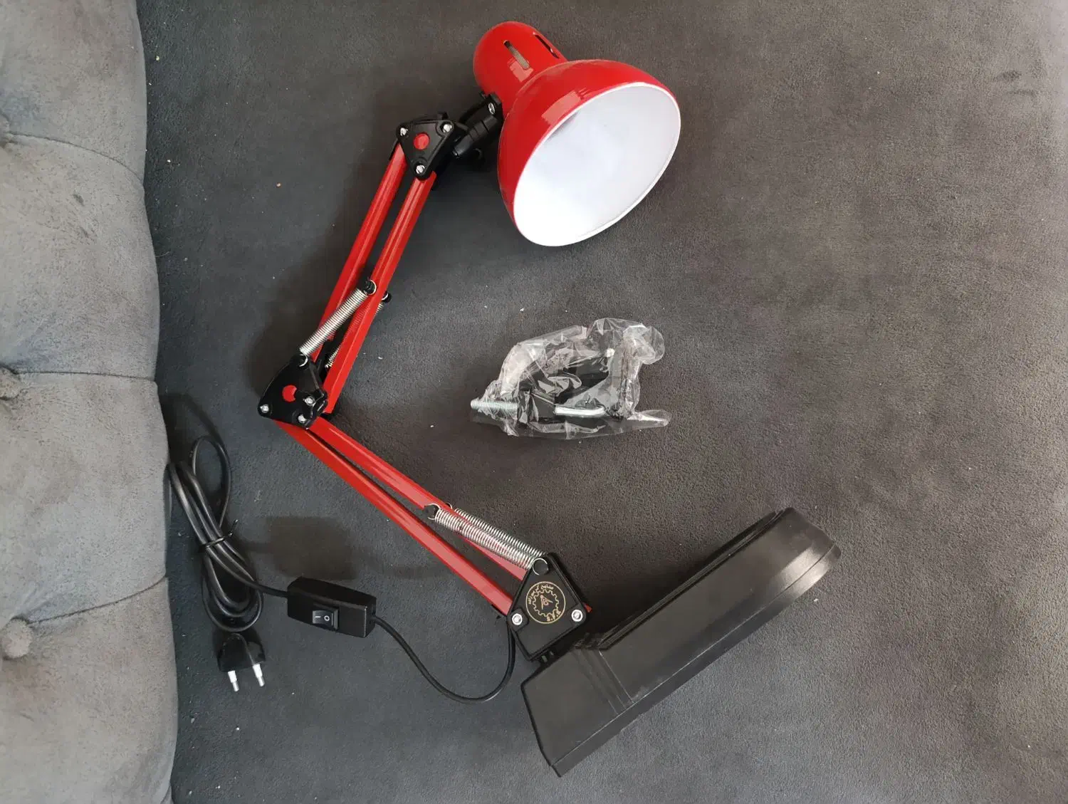 چراغ مطالعه|چراغ خواب و آباژور|قم, چهل اختران|دیوار