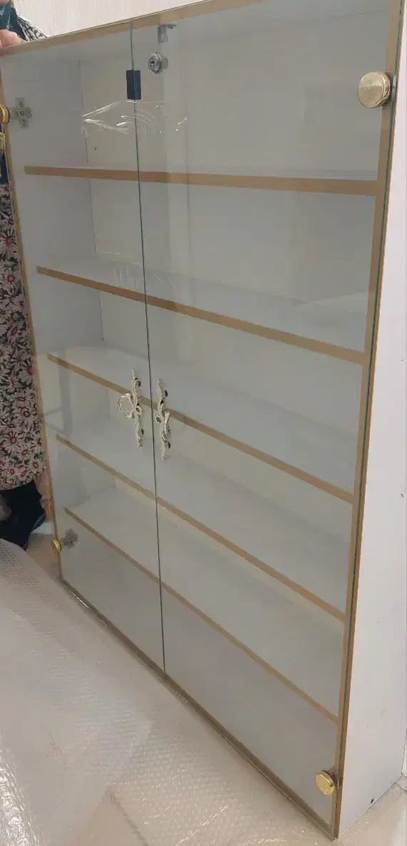 فروش وسایل آرایشگاه زنانه|آرایشگاه و سالنهای زیبایی|یزد, |دیوار