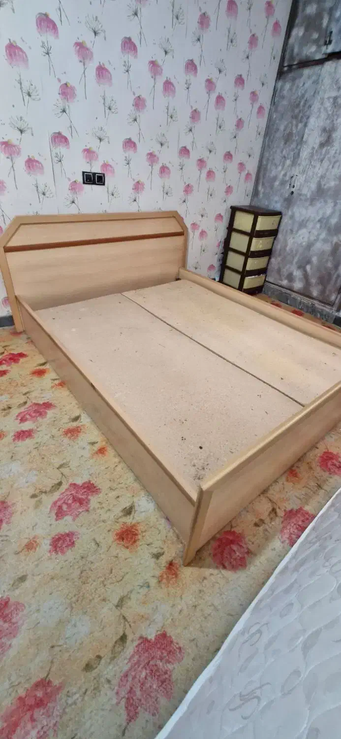 سرویس خواب.|تخت و سرویس خواب|خرمشهر, |دیوار