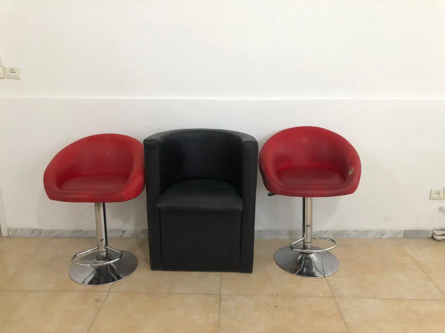 فروش فوری|آرایشگاه و سالن‌های زیبایی|شازند, |دیوار